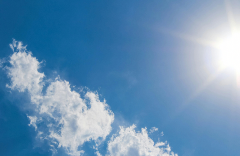 ８月のお休み/夏のダメージは、気づかないうちに始まっています！\｜鴻巣市の髪質改善美容室 hair atelier ort